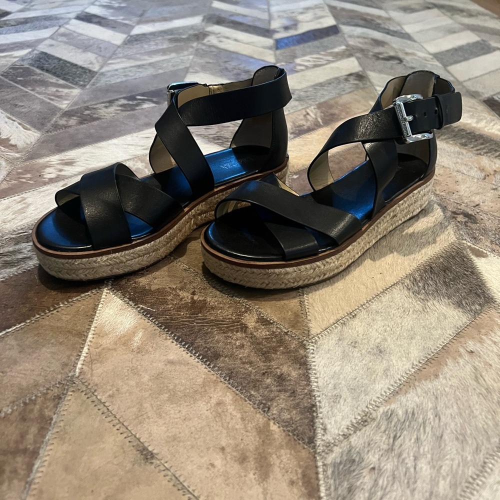 Michael Kors Darby Crisscross Black Leather Platform Espadrille Sandals - size 8